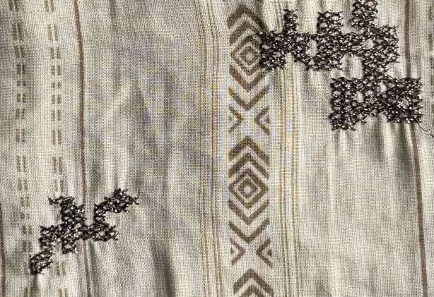KHAKI