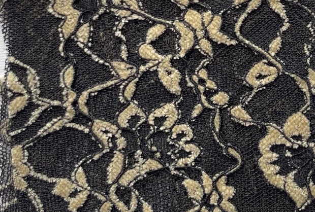 KHAKI BLACK
